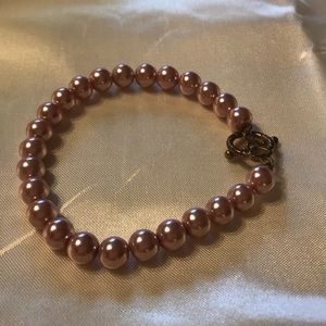 Pink pearl no stretch bracelet with clasp
